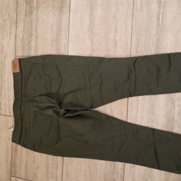 Signature by Levi Strauss pull on skinny pants size 10 - Picture 6 of 12